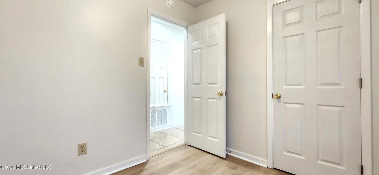 6521 Lancaster Blvd - Photo 7 of 12