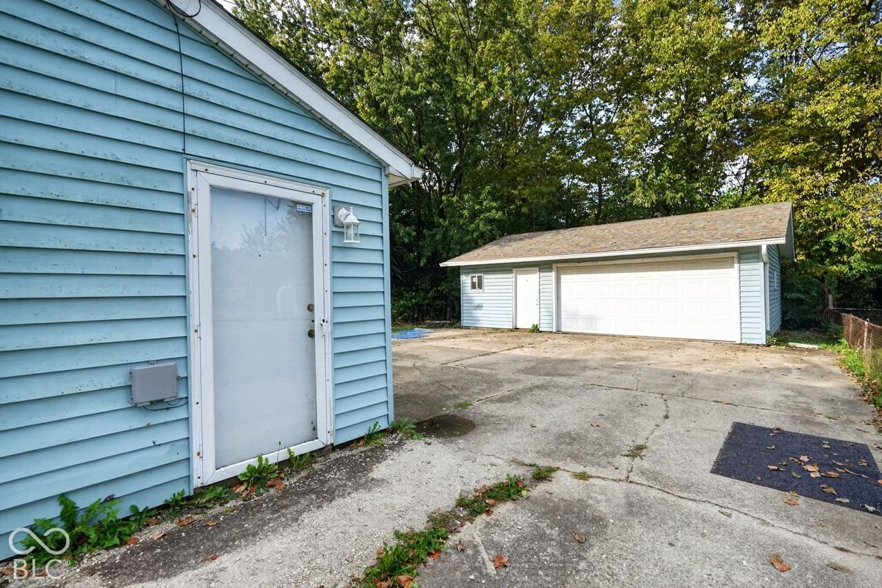 1532 S Oxford St - Photo 4 of 29