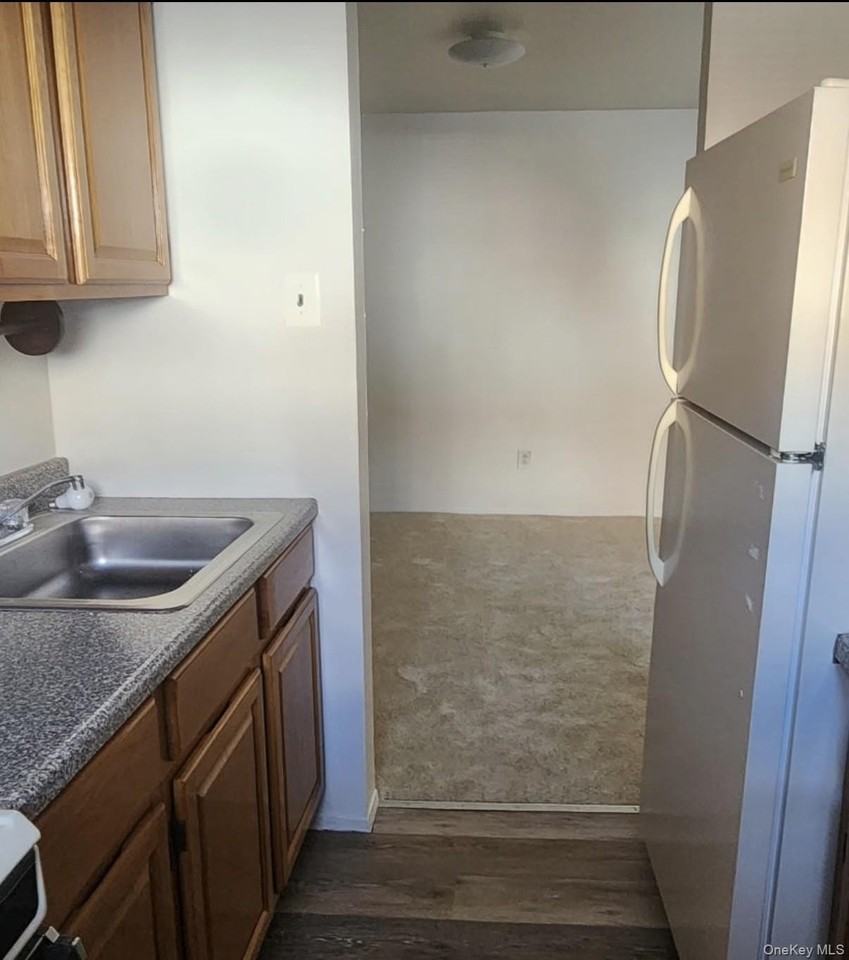 400 N Corona Avenue, Valley Stream,NY #B1 - Photo 2 of 13