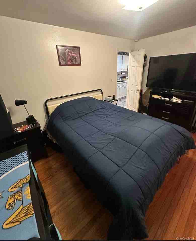 625 E Broadway #2 - Photo 5 of 6