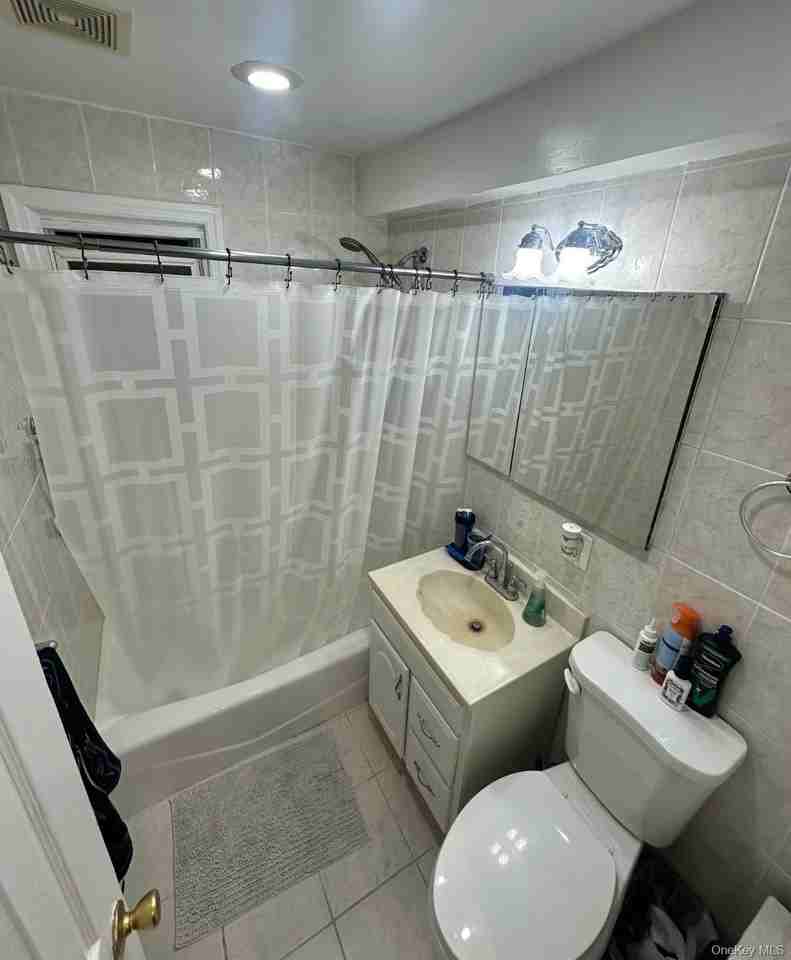 625 E Broadway #2 - Photo 6 of 6