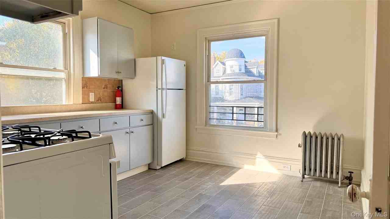 132 Overlook St #2 - Photo 4 of 15
