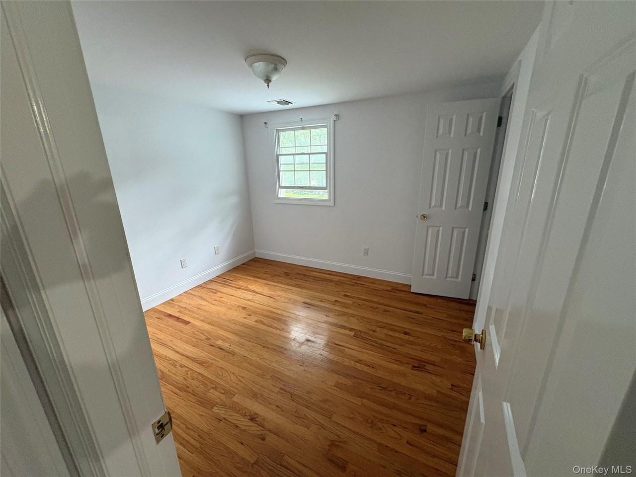17 Woodfield Ave - Photo 5 of 6