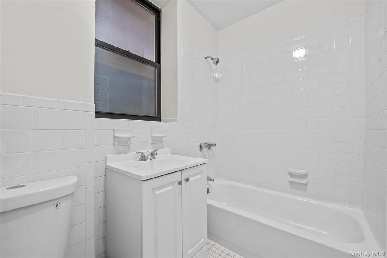 176 W 81st St #3E - Photo 7 of 15