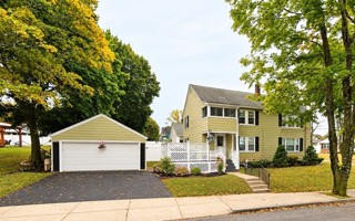 featured image of 164 Easton St #A