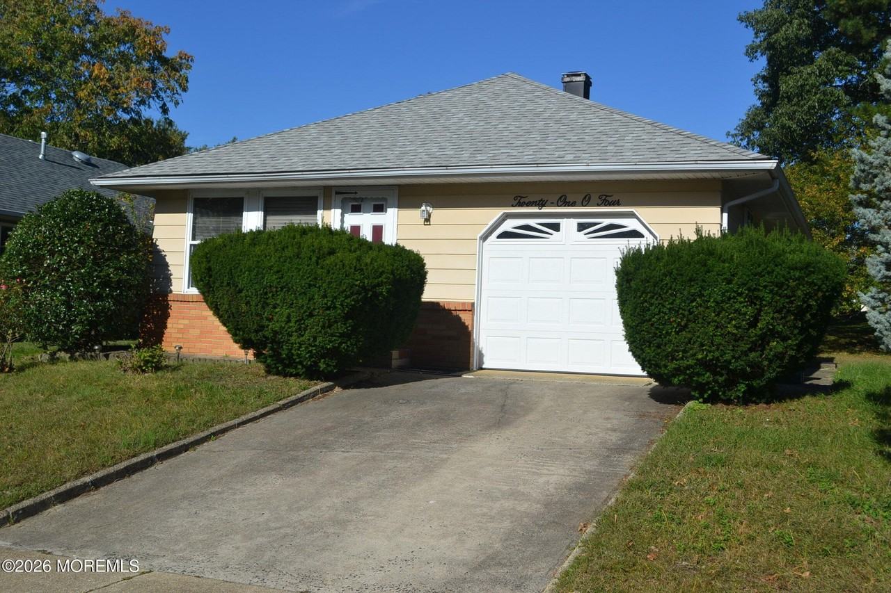 2104 Mount Hope Ln - Photo 2 of 19