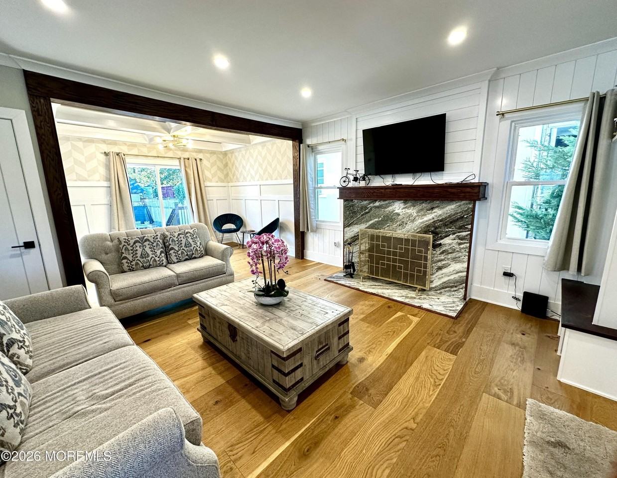 1308 Bridge St - Photo 3 of 25