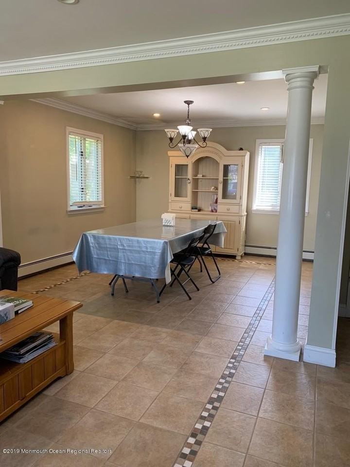 304 Cummings Ave - Photo 3 of 10