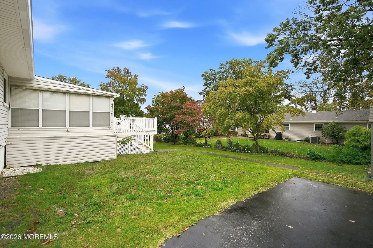 1055 Dove St - Photo 3 of 22
