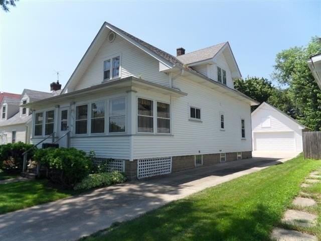 733 S Union St #2 - Photo 2 of 7