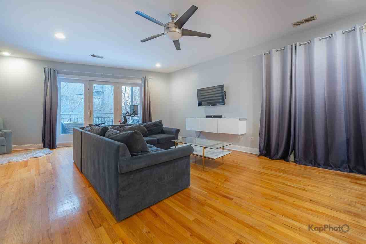 31 E 26th St #3 - Photo 3 of 26