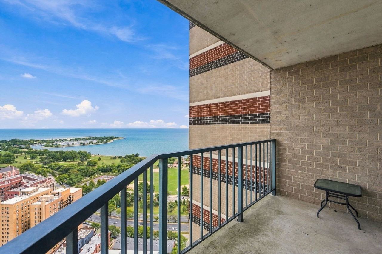 3660 N Lake Shore Dr #4110 - Photo 5 of 24
