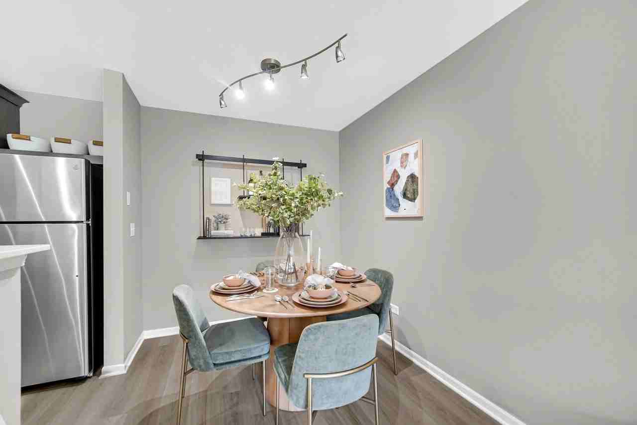 439 Chopin Ct #439 - Photo 7 of 31