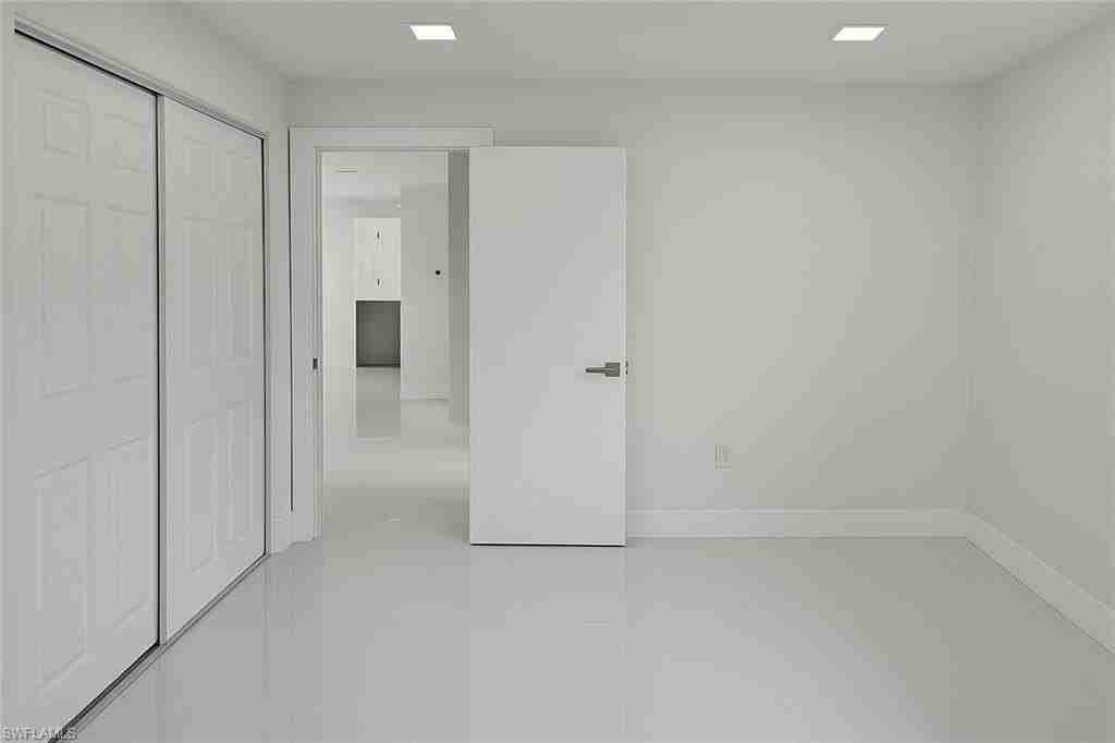 13880 Lazy Ln - Photo 5 of 32