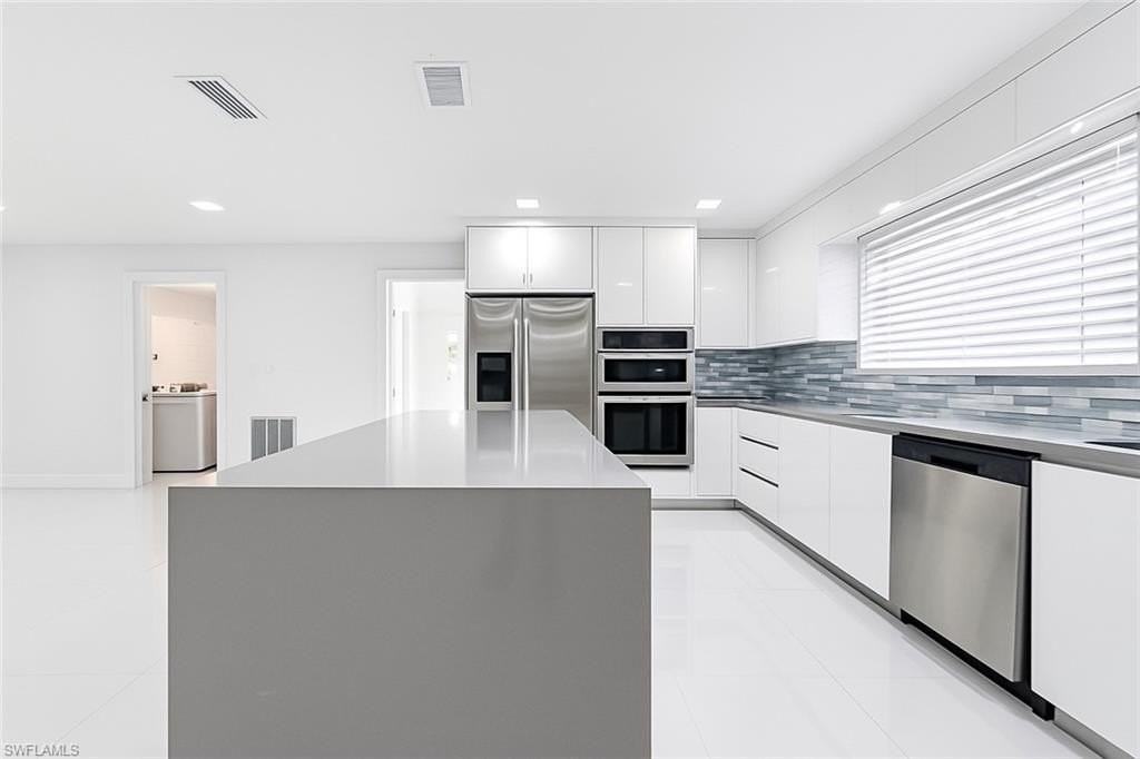 13880 Lazy Ln - Photo 7 of 32