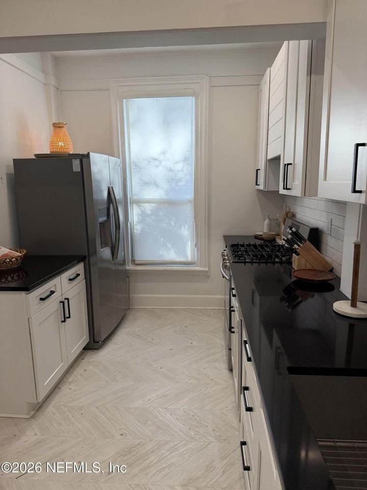 2107 River Blvd - Photo 5 of 9