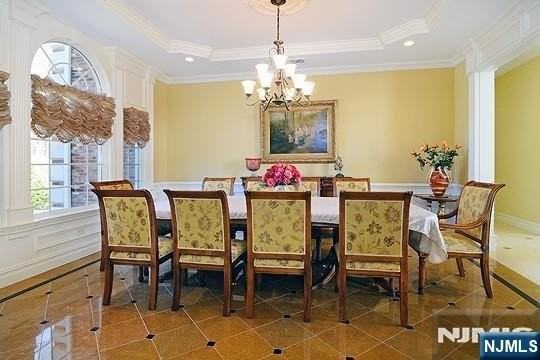417 N Woodland St - Photo 6 of 28