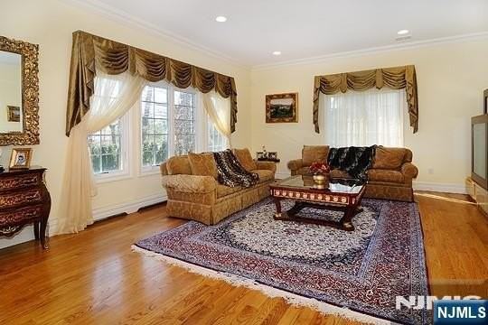 417 N Woodland St - Photo 7 of 28