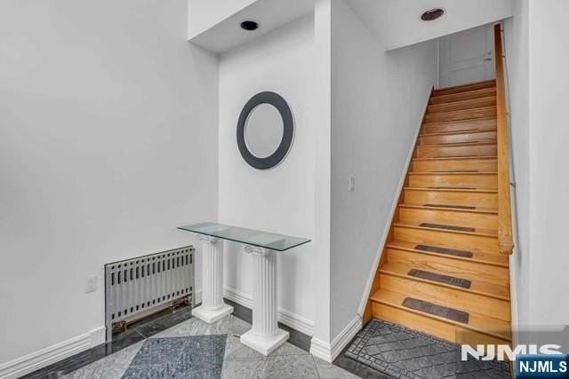 251 Bellemeade Ave - Photo 3 of 50