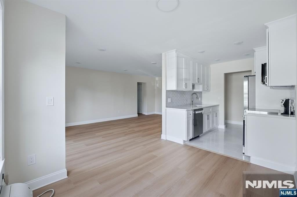 280 Kipp St #1E - Photo 3 of 16