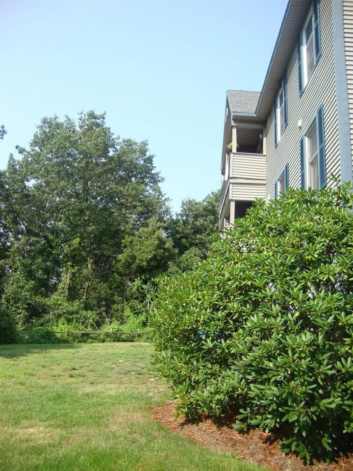 99 Eastern Ave #304 - Photo 5 of 40