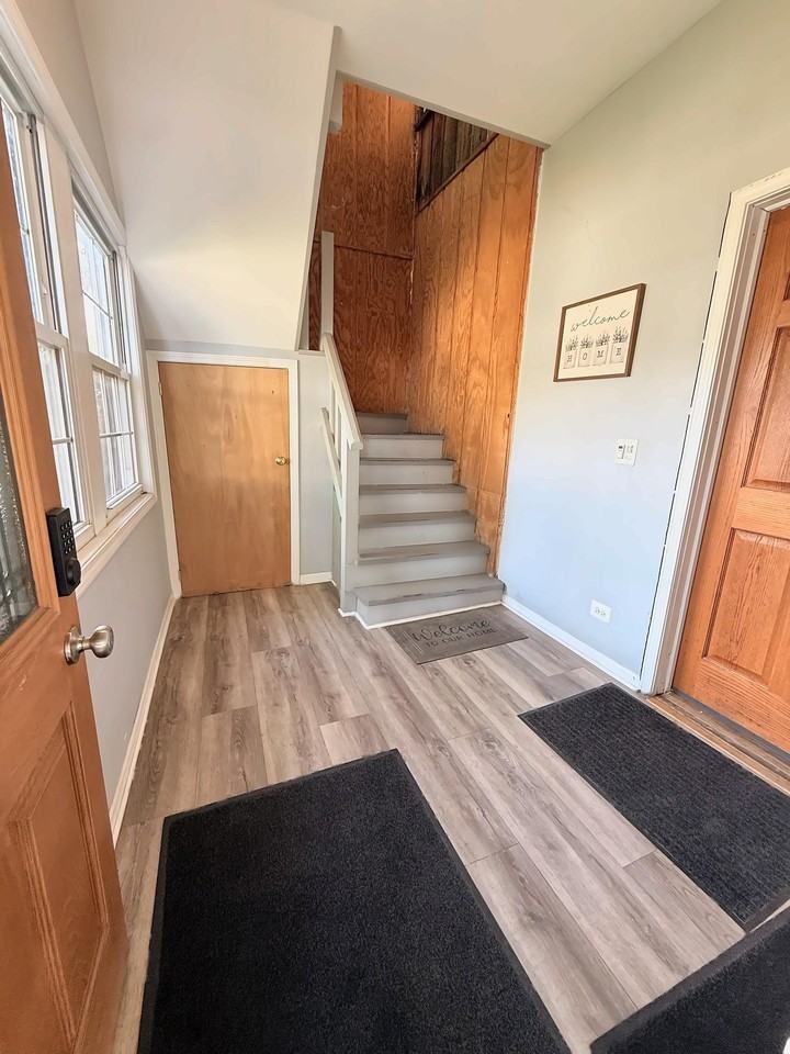 W Warwick Ave - Photo 6 of 8