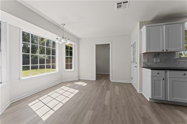 219 Wildwood Dr - Photo 4 of 17
