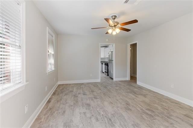 416 Oriole St - Photo 4 of 16