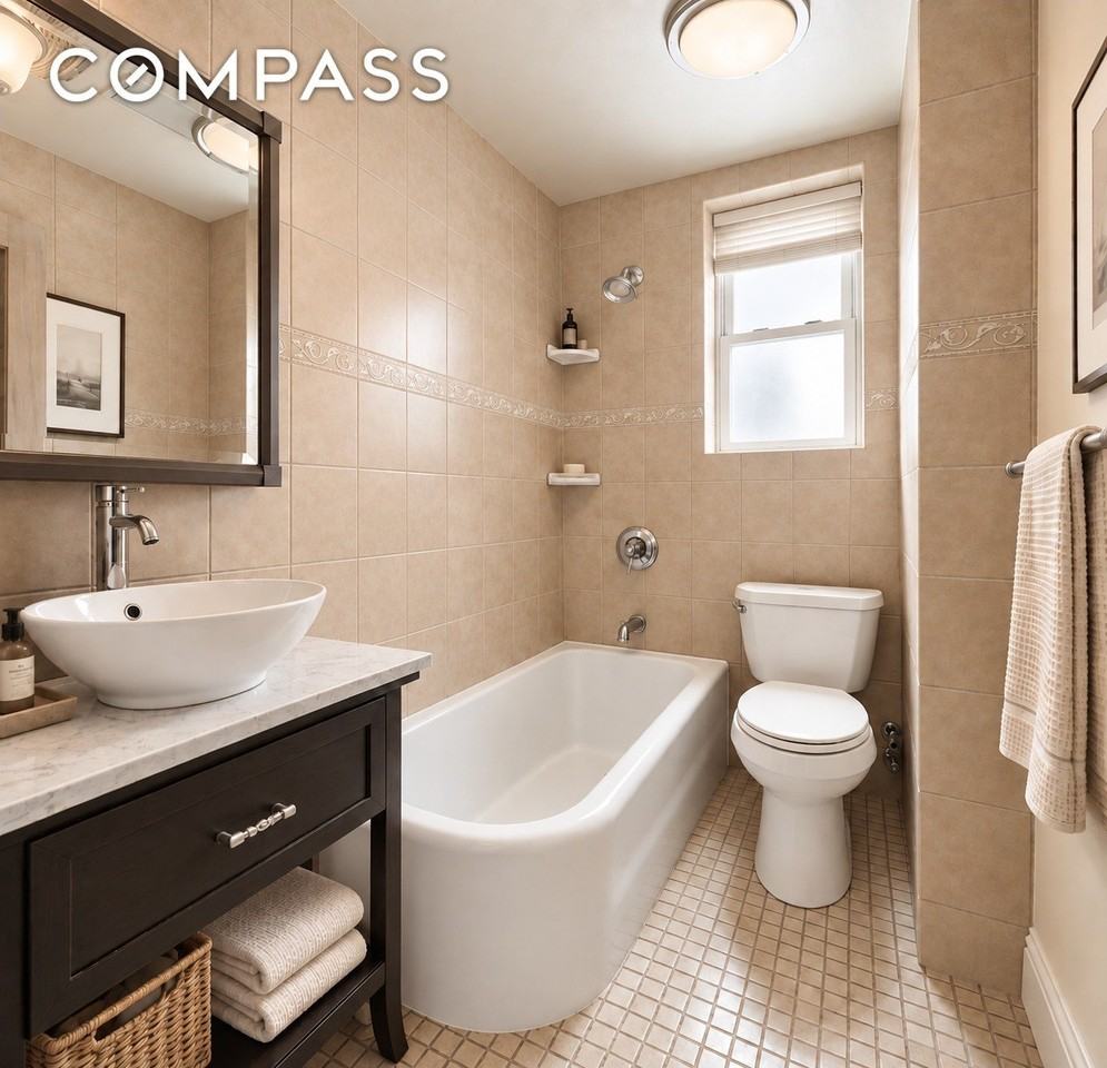 137 E 28th St #2D - Photo 5 of 8