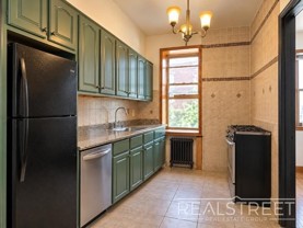 169 Irving Ave #2L - Photo 1 of 1
