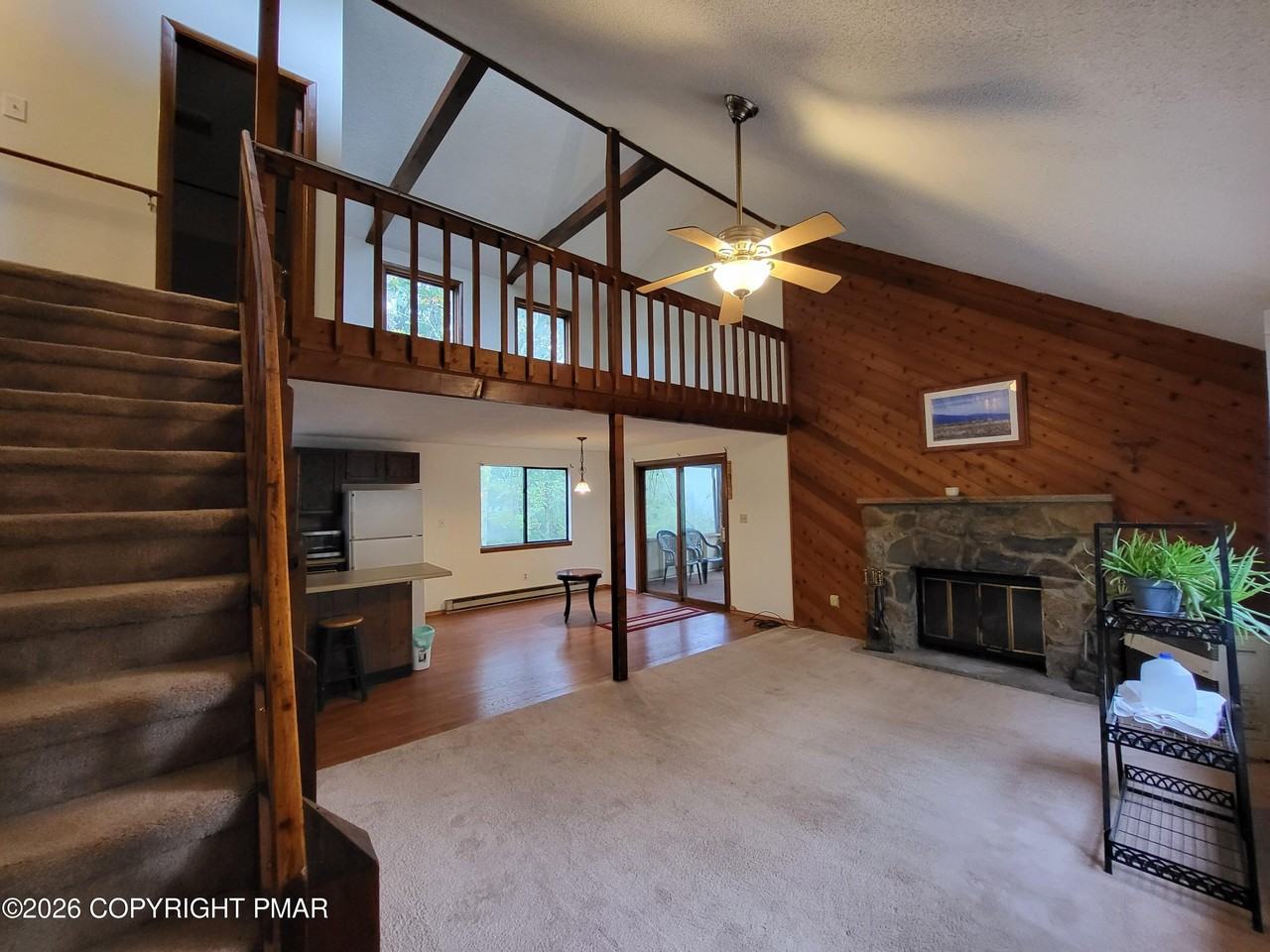1109 Glasgow Ct - Photo 3 of 33