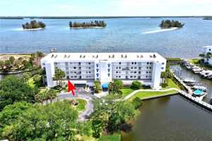 featured image of 6003 River Run Dr #6003