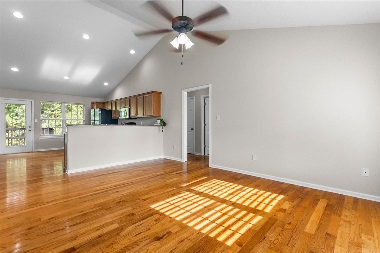 348 Pirates Cove Ln - Photo 3 of 38
