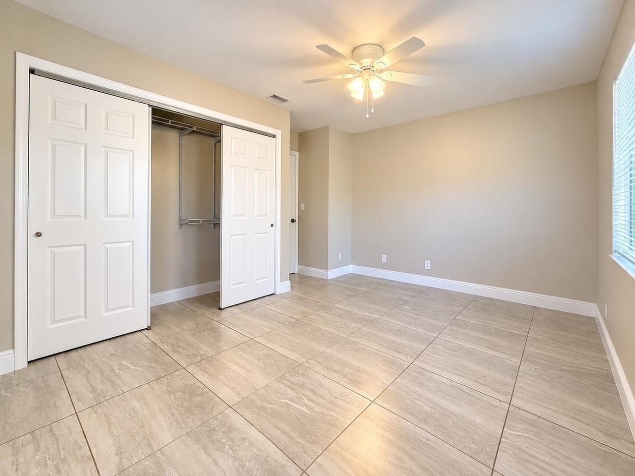 1515 N Federal Hwy #9 - Photo 5 of 12