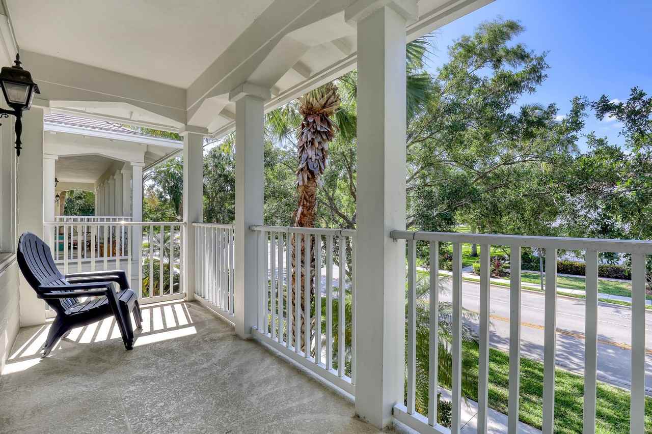 115 Soriano Dr - Photo 4 of 49