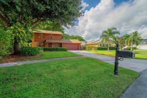 featured image of 1551 Wyndcliff Dr
