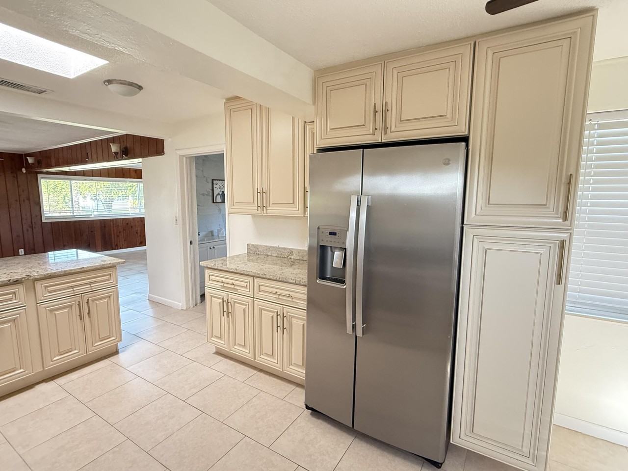 2877 Seminole Rd - Photo 2 of 13