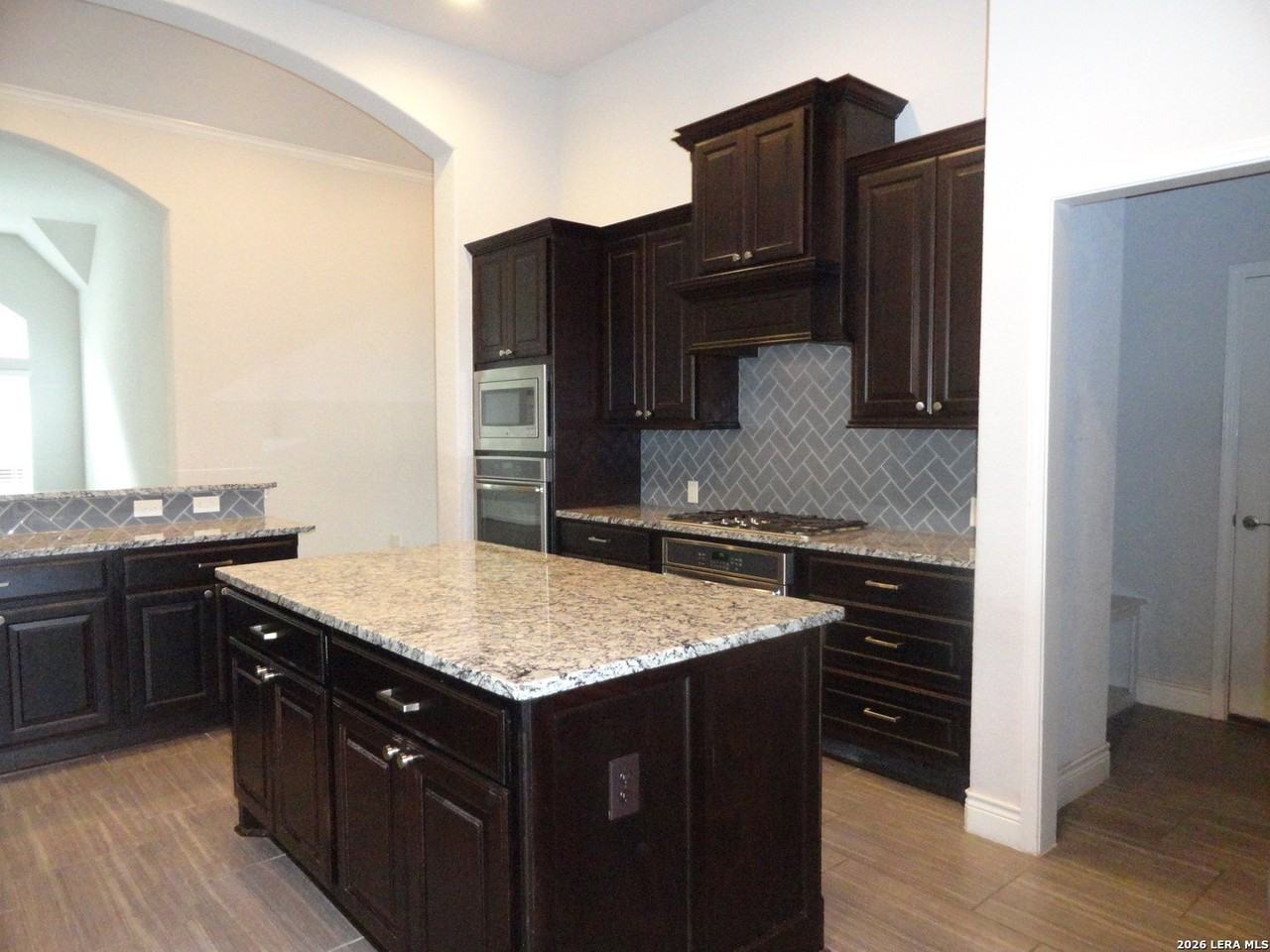 25832 Green Ter - Photo 4 of 36