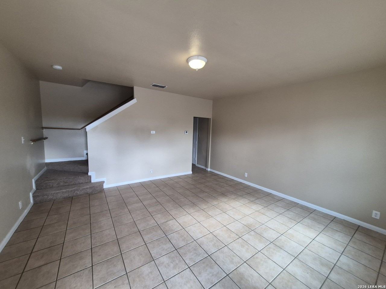 13042 Oconnor Cv - Photo 2 of 27
