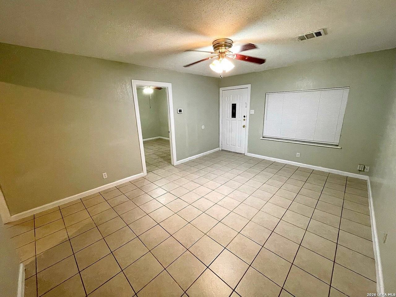 1034 Colzona Rd - Photo 5 of 22