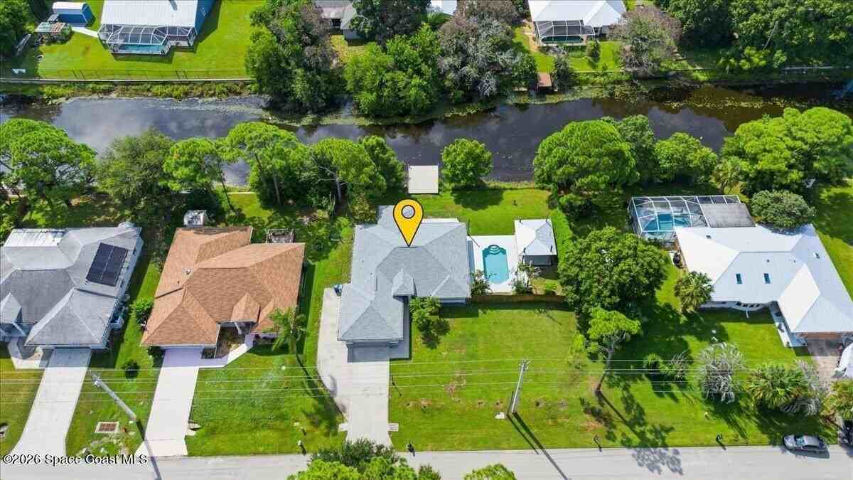 402 Concha Dr - Photo 2 of 50