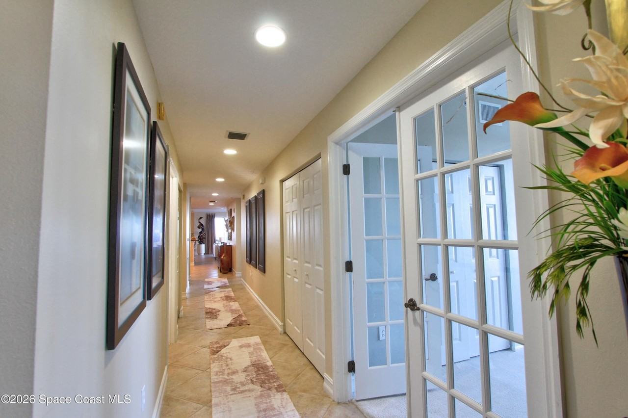 500 Sail Ln #604 - Photo 3 of 45
