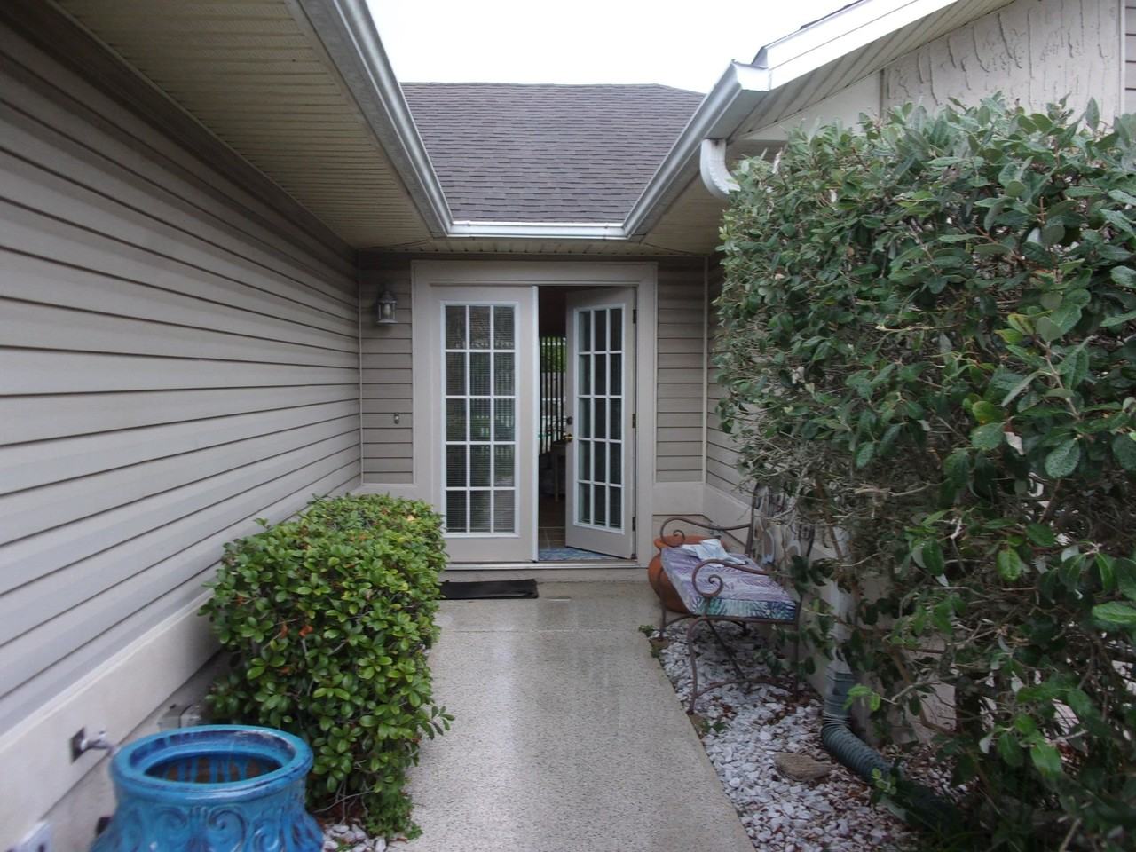 652 Nautical Way
