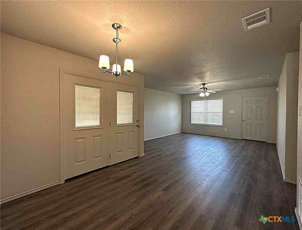 1610 Risen Star Ln #B - Photo 4 of 19