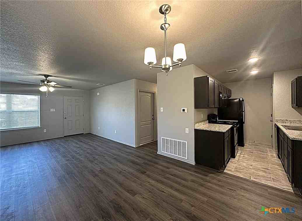 1610 Risen Star Ln #B - Photo 7 of 19
