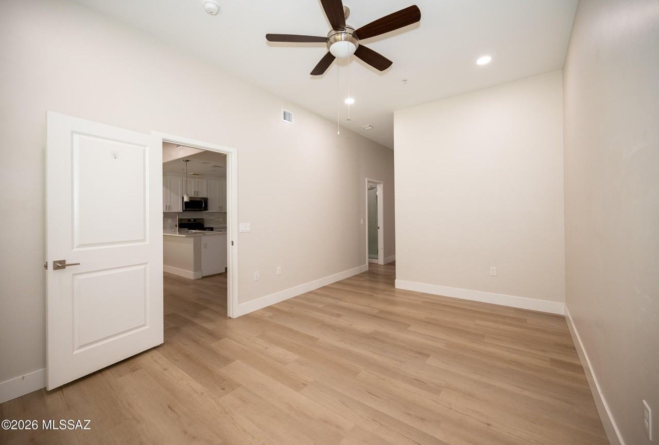 2032 E River Rd #204 - Photo 5 of 14