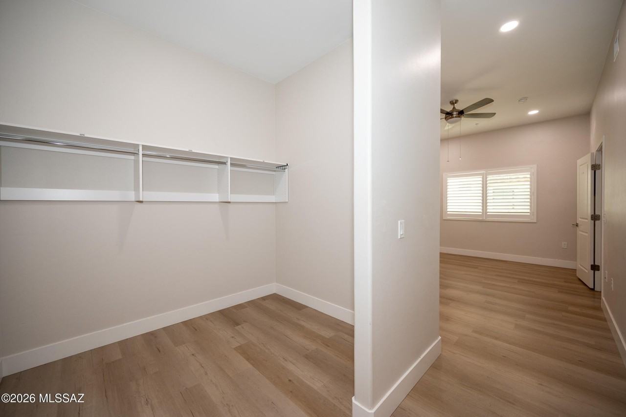 2032 E River Rd #204 - Photo 7 of 14