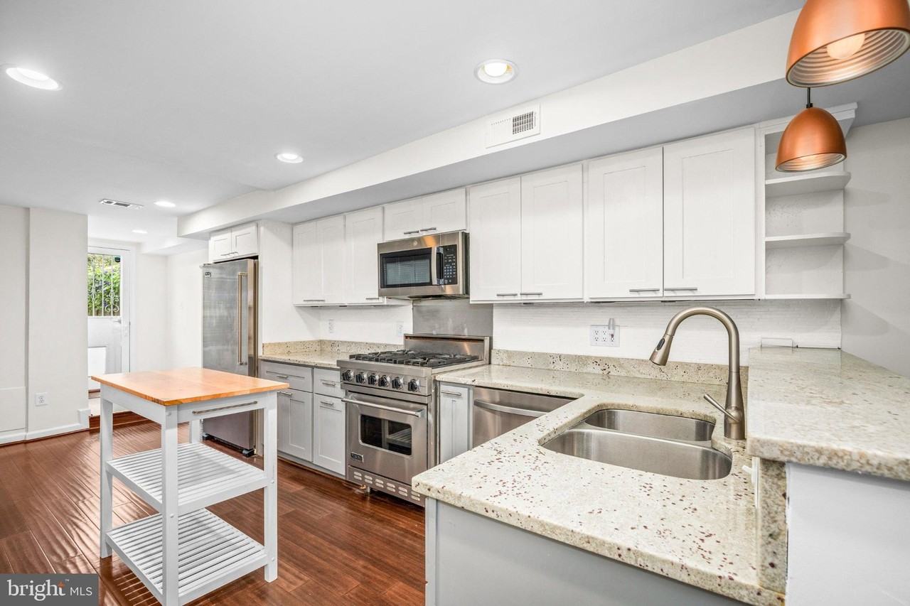481 Ridge St Nw - Photo 7 of 18