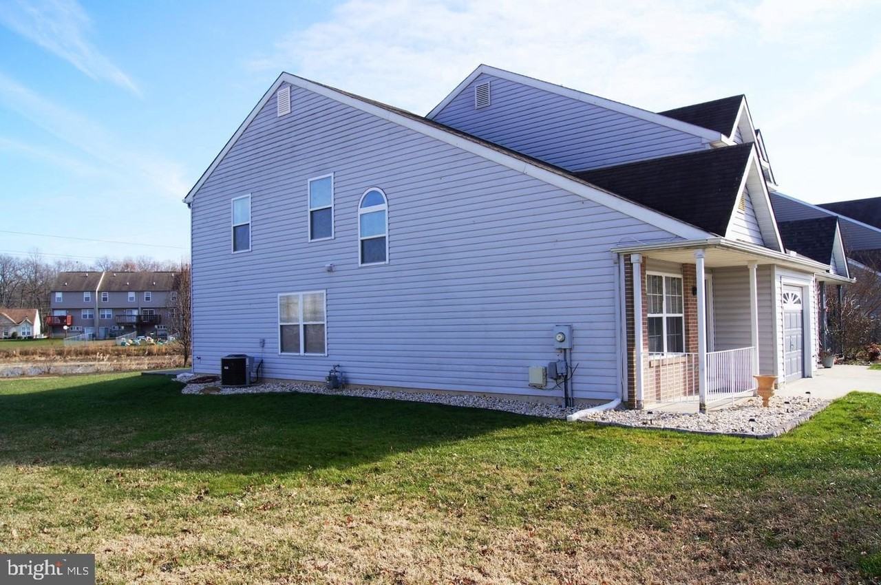 219 Charring Cross Dr - Photo 3 of 3