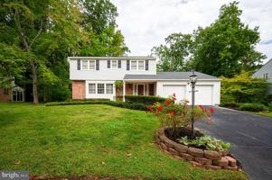 featured image of 2409 Sweetbriar Rd